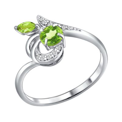 Серебряное кольцо с хризолитами и фианитами